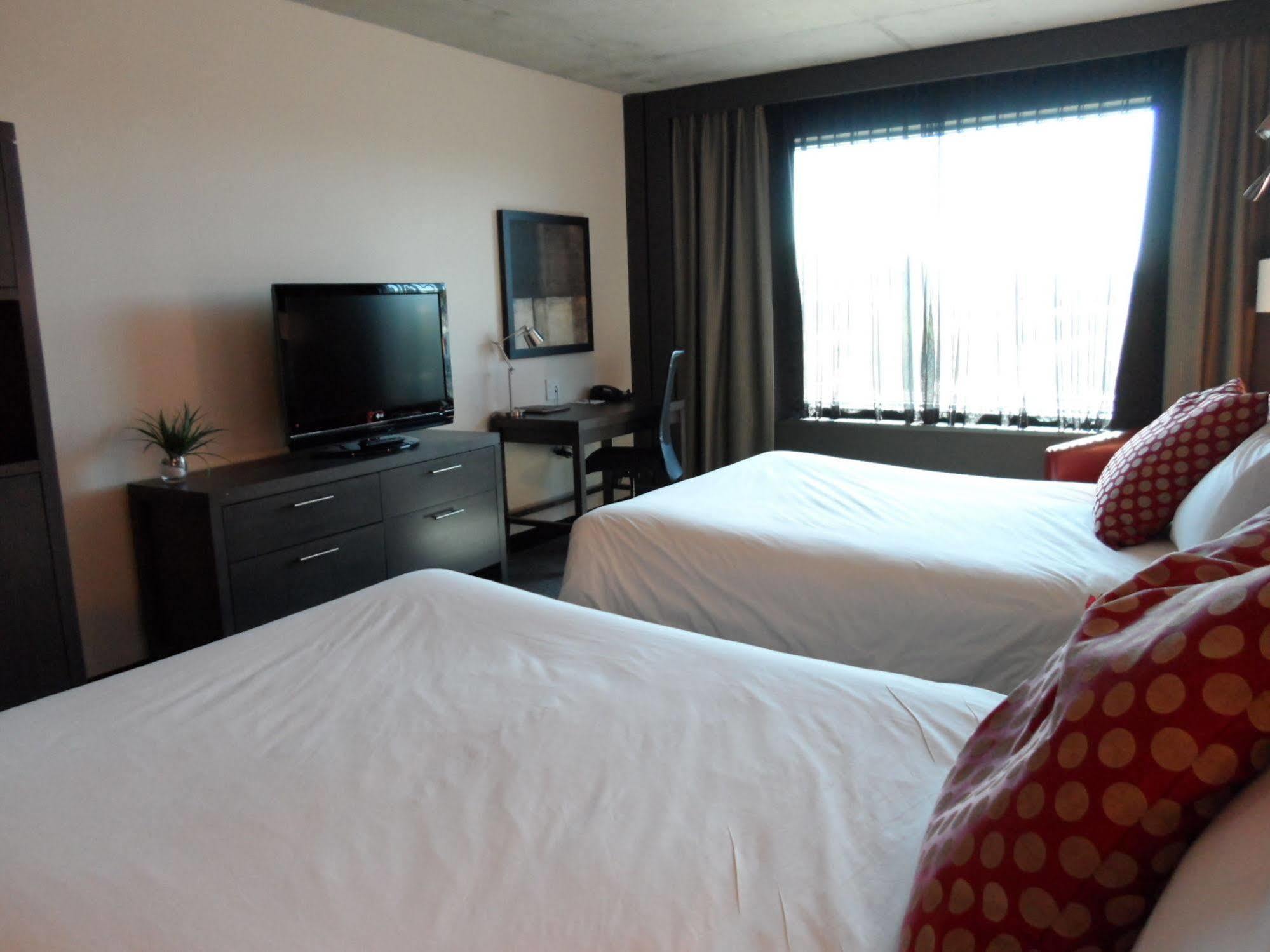Grand Times Sherbrooke